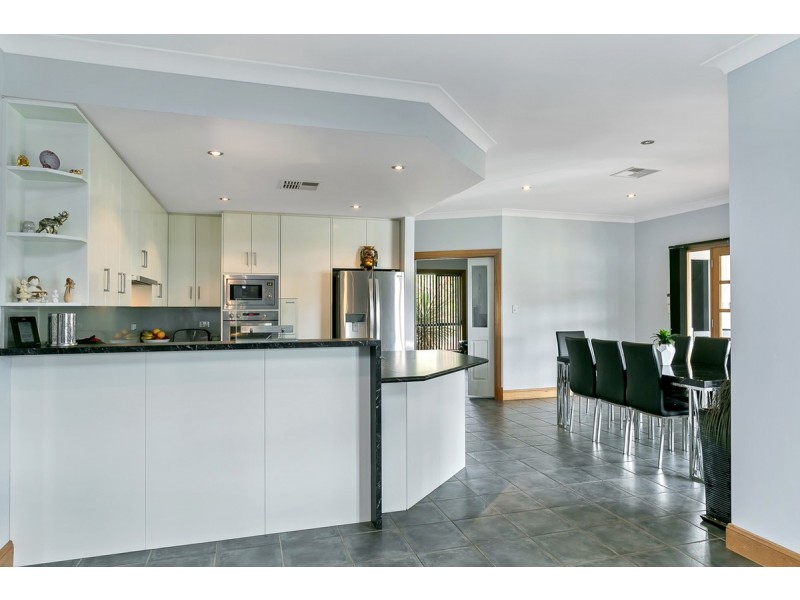 17 West Terrace, Callington SA 5254