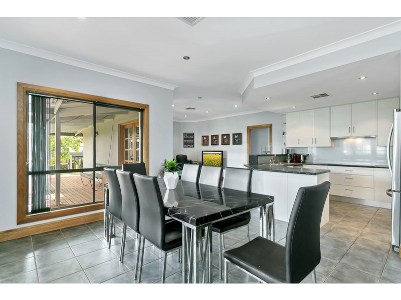 17 West Terrace, Callington SA 5254