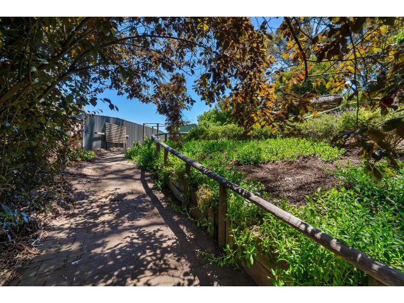 13 Jacaranda Drive, Woodside SA 5244