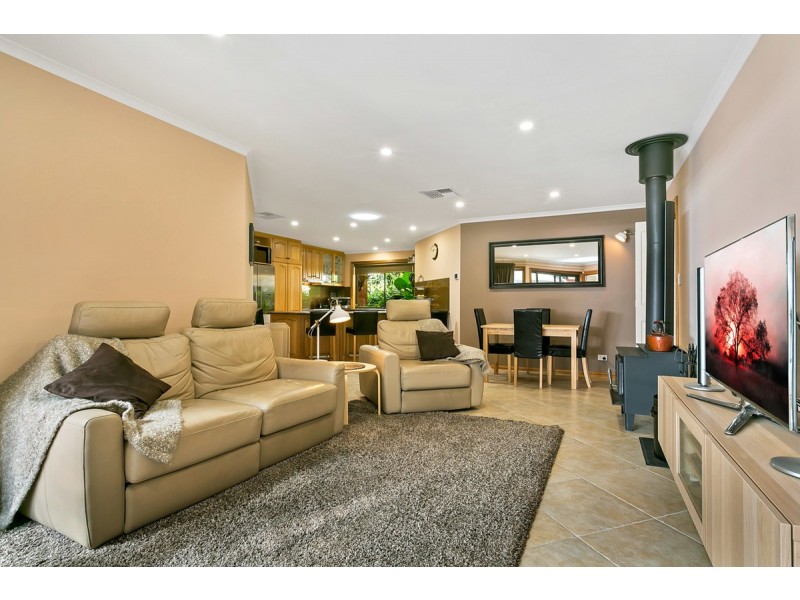 8 Nicholas Paech Drive, Hahndorf SA 5245