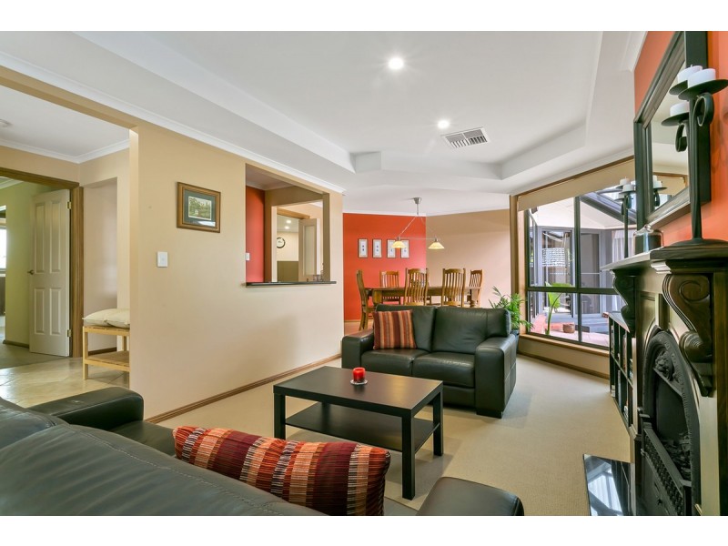 8 Nicholas Paech Drive, Hahndorf SA 5245