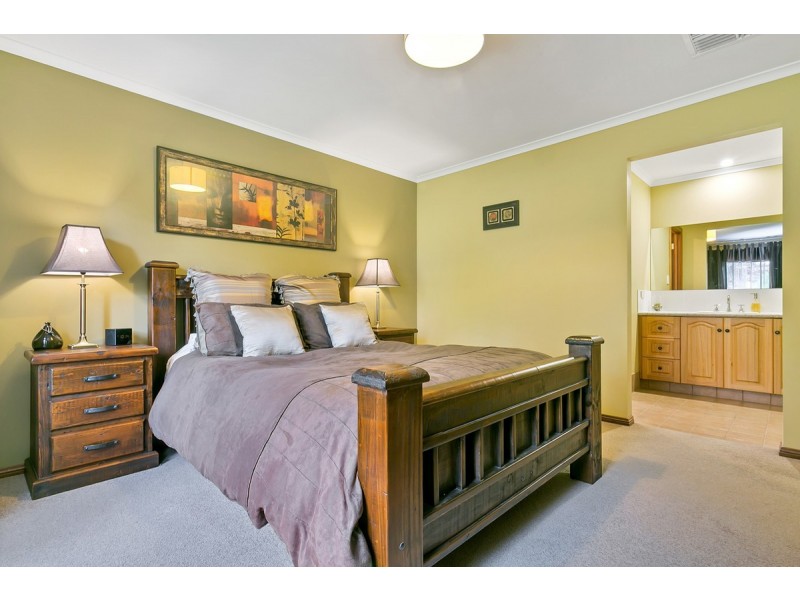 8 Nicholas Paech Drive, Hahndorf SA 5245