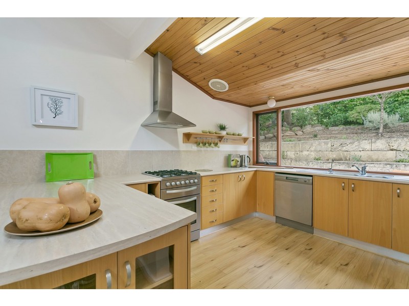 17 First Avenue, Bridgewater SA 5155