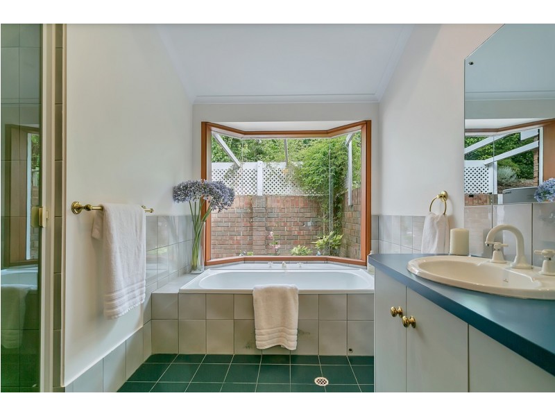 17 First Avenue, Bridgewater SA 5155