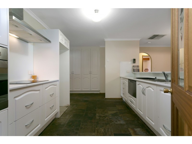 12 Nickel Drive, Aberfoyle Park SA 5159
