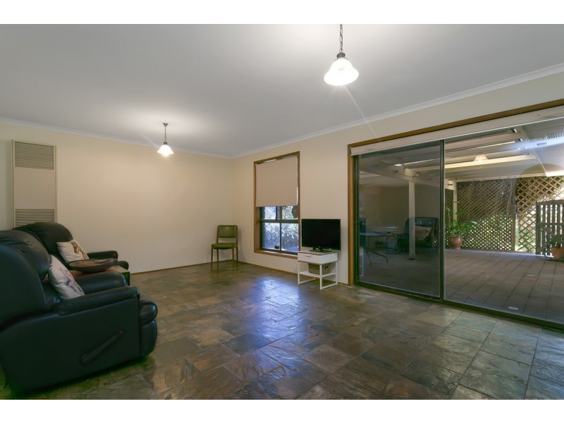 12 Nickel Drive, Aberfoyle Park SA 5159