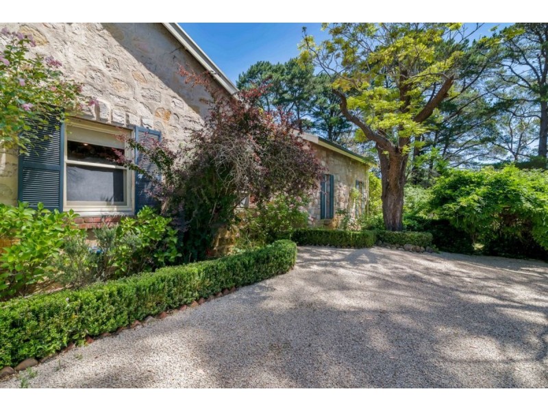 4 Allumba Drive, Ironbank SA 5153