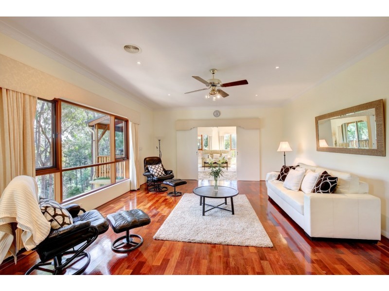 27 Heath Road, Crafers West SA 5152