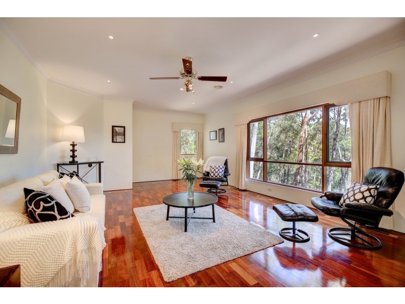 27 Heath Road, Crafers West SA 5152