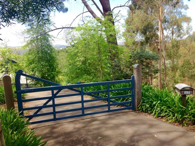 117 Cave Avenue, Bridgewater SA 5155