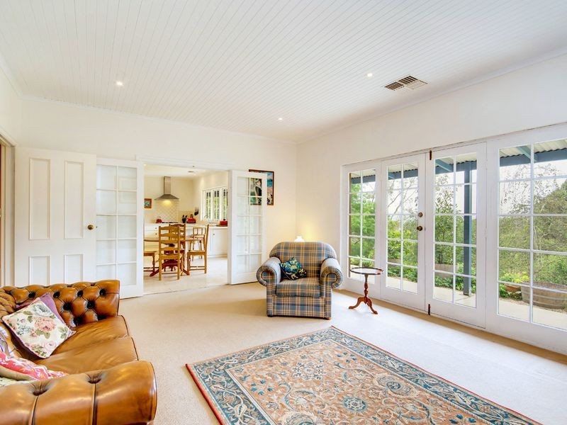 117 Cave Avenue, Bridgewater SA 5155