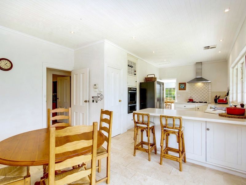 117 Cave Avenue, Bridgewater SA 5155