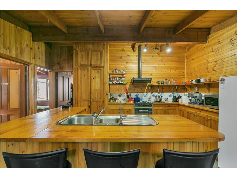 8 Omrah Street, Bridgewater SA 5155