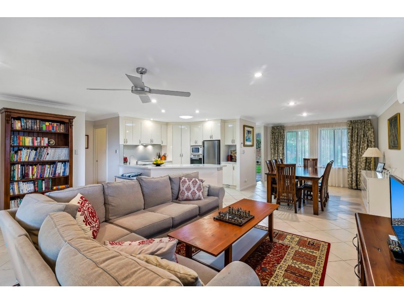 6 Oratava Avenue, Bridgewater SA 5155