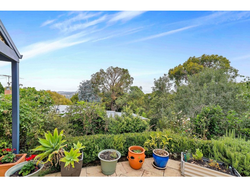 6 Oratava Avenue, Bridgewater SA 5155