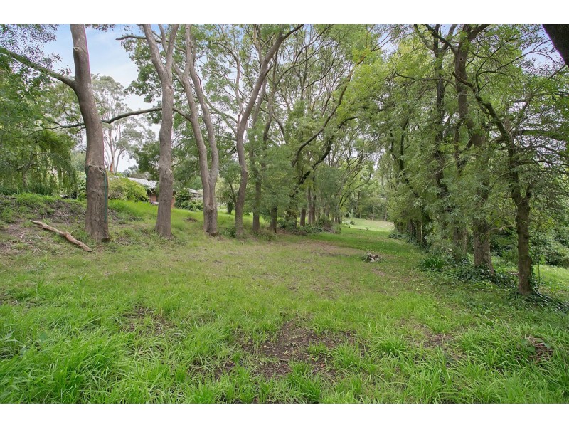 15 Gould Road, Stirling SA 5152