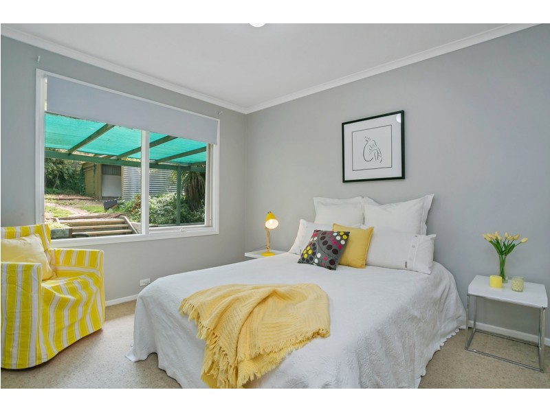 4 Cave Avenue, Bridgewater SA 5155