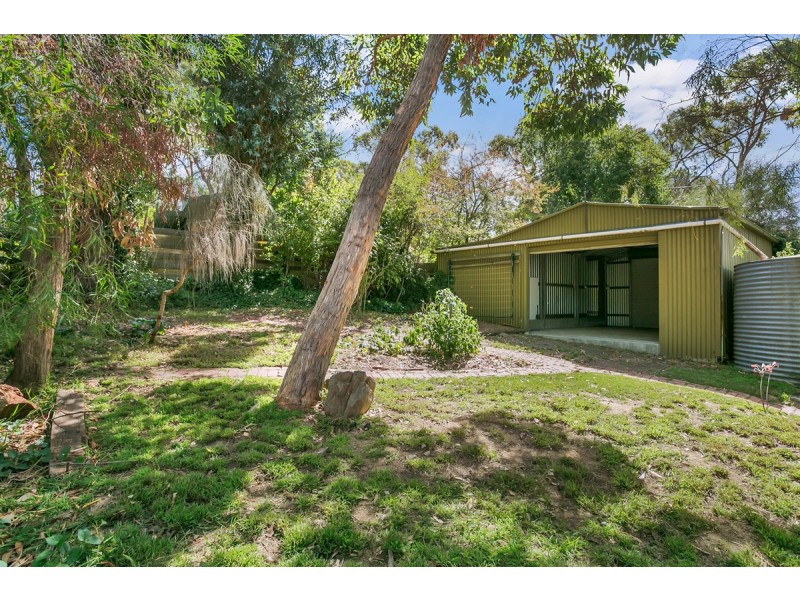 4 Cave Avenue, Bridgewater SA 5155