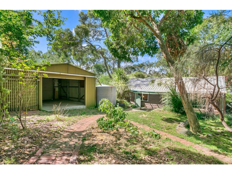 4 Cave Avenue, Bridgewater SA 5155