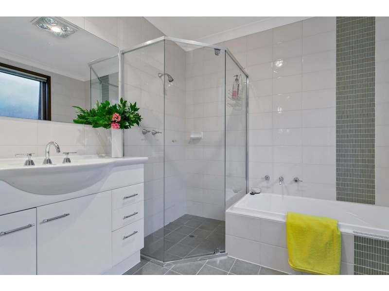 16 First Avenue, Bridgewater SA 5155