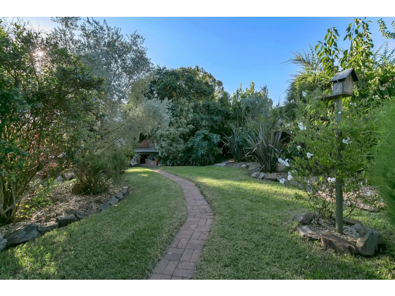 16 First Avenue, Bridgewater SA 5155