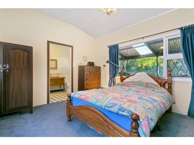 6 First Avenue, Bridgewater SA 5155