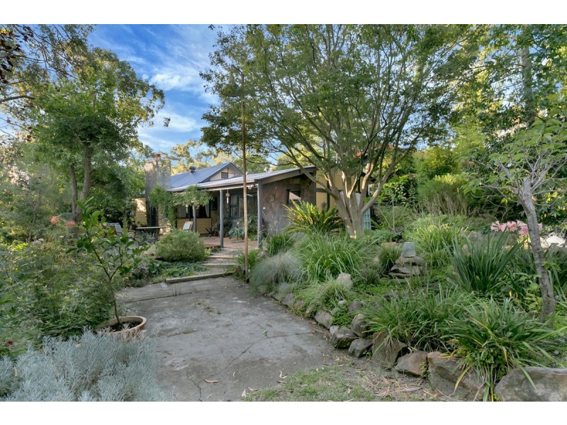 6 First Avenue, Bridgewater SA 5155