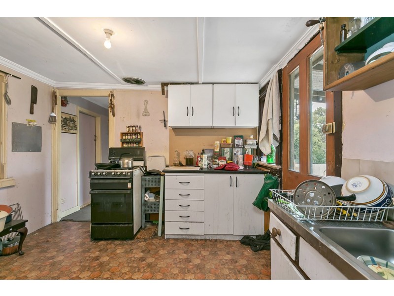 129 Cave Avenue, Bridgewater SA 5155