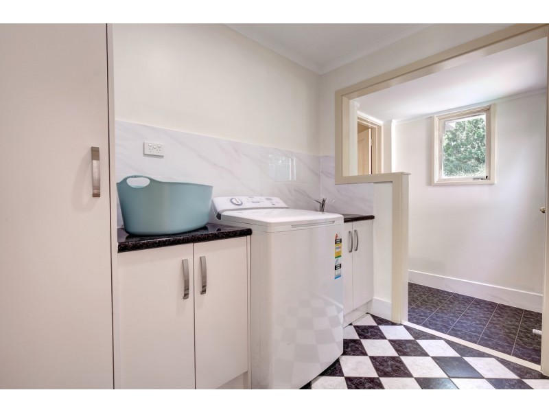 3 Hill Street, Crafers West SA 5152