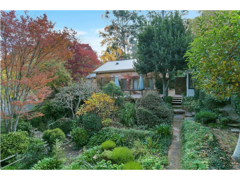 36 Avenue Road, Stirling SA 5152