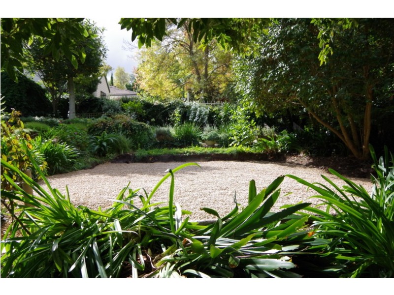 36 Avenue Road, Stirling SA 5152