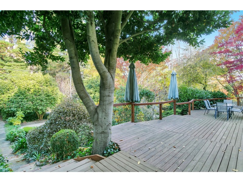 36 Avenue Road, Stirling SA 5152