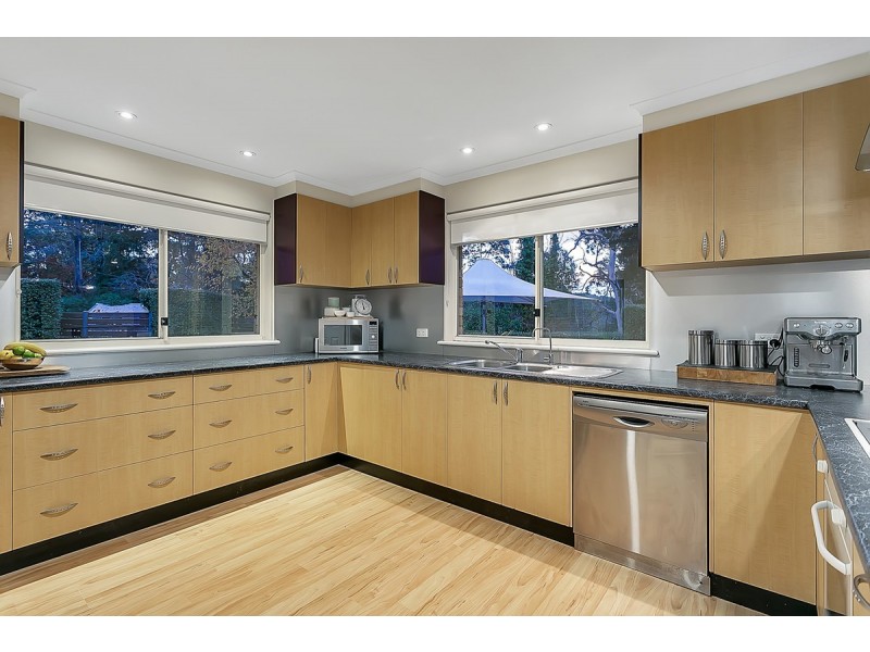 5 Charlton Street, Bridgewater SA 5155