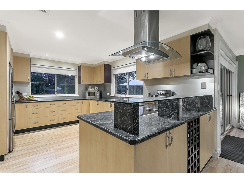 5 Charlton Street, Bridgewater SA 5155