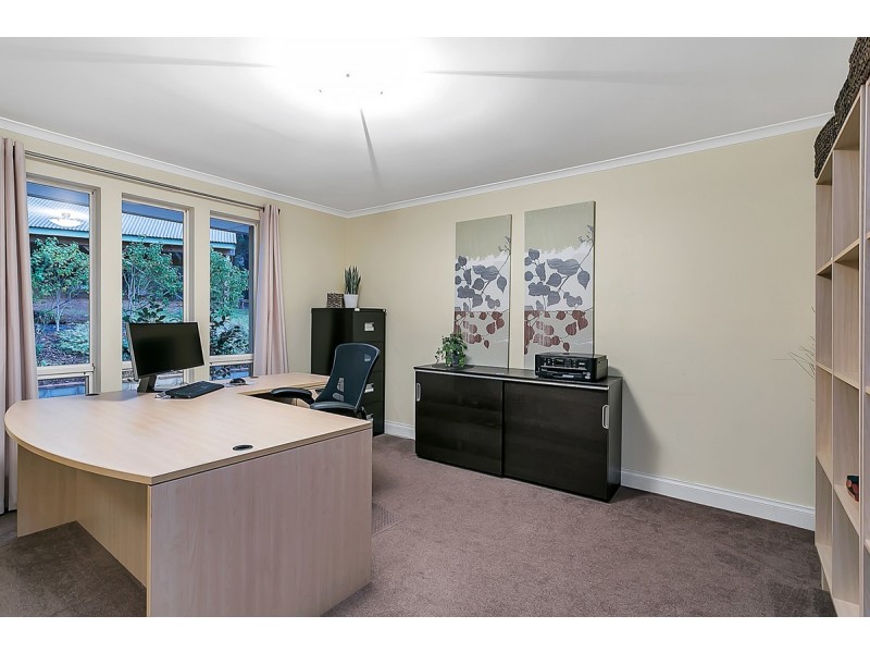 5 Charlton Street, Bridgewater SA 5155