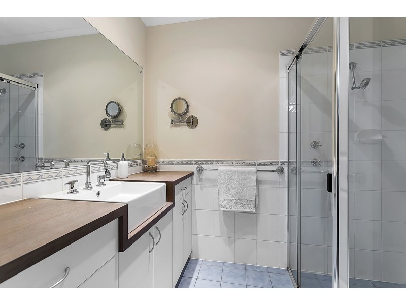 5 Charlton Street, Bridgewater SA 5155