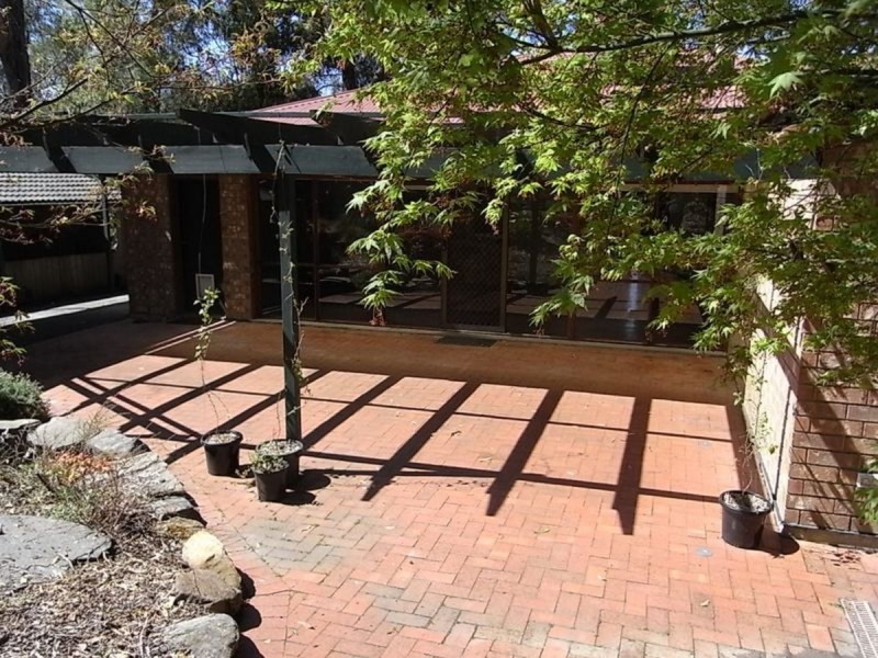 10 Cave Avenue, Bridgewater SA 5155