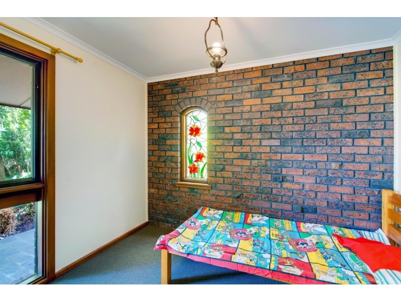 9 Hadleigh Rise, Upper Sturt SA 5156