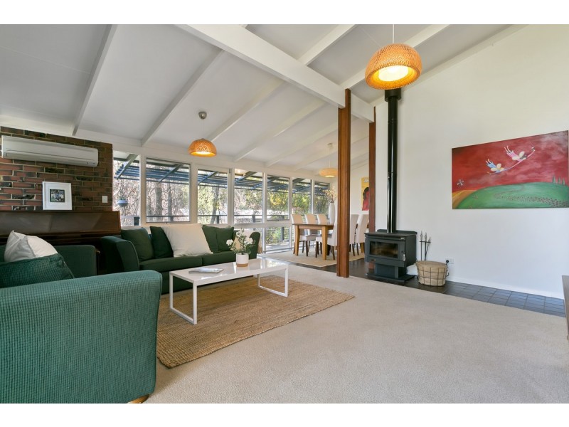 2 Albert Avenue, Crafers West SA 5152