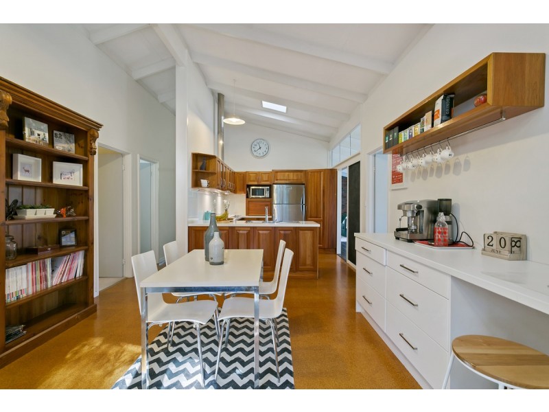 2 Albert Avenue, Crafers West SA 5152