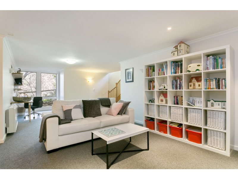 2 Albert Avenue, Crafers West SA 5152