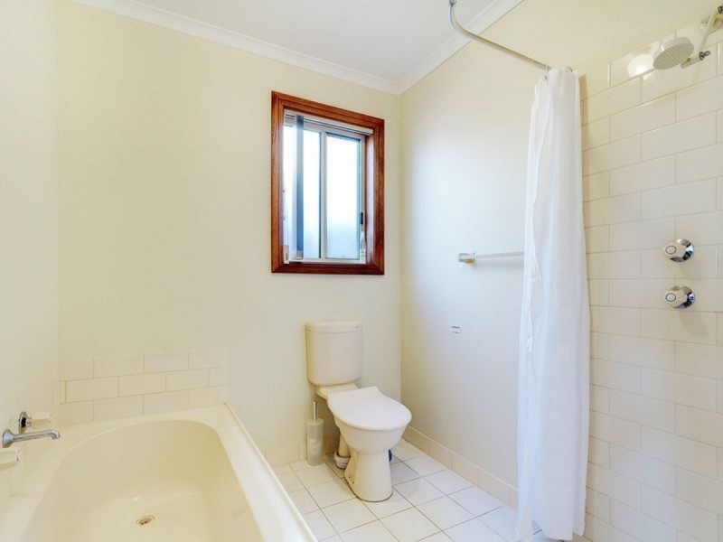 13 Lorikeet Road, Mount Barker SA 5251