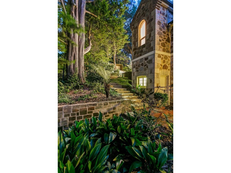 36 Cox Creek Road, Crafers SA 5152