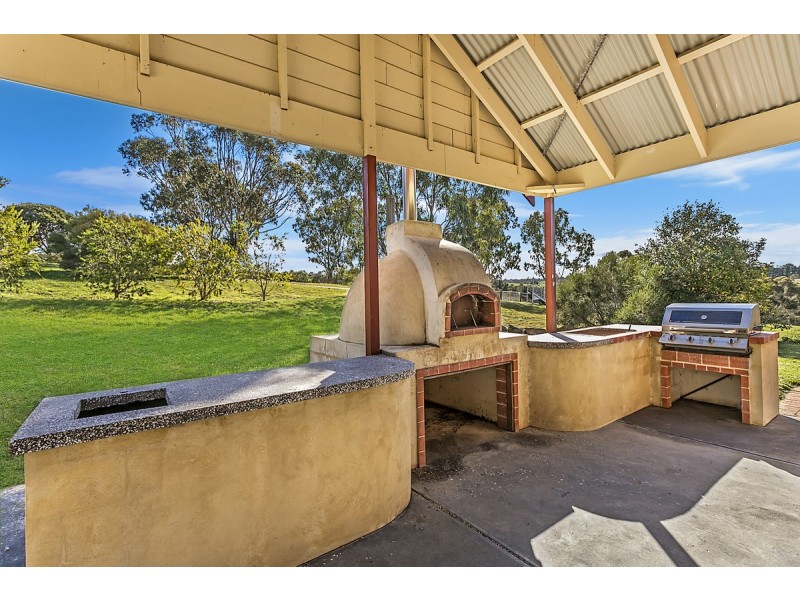 335 Archer Hill Road, Highland Valley SA 5255