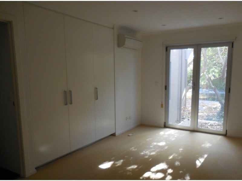 16 Johnston Street, Stirling SA 5152