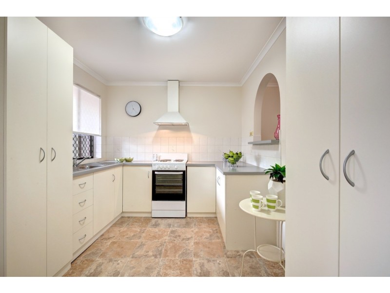 2/27 Epstein Drive, Morphett Vale SA 5162