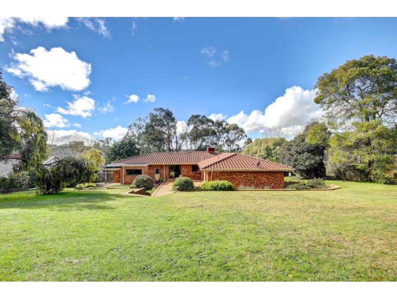 16 Sandercock Road, Crafers SA 5152