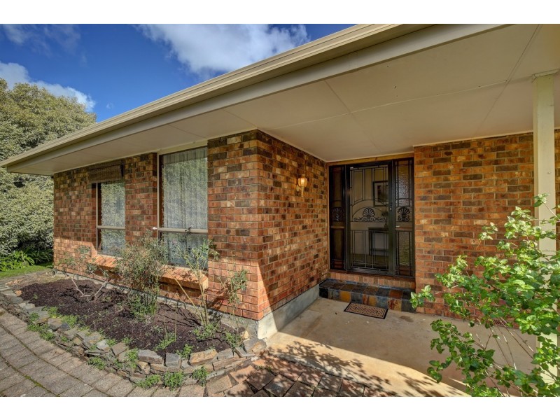 16 Sandercock Road, Crafers SA 5152