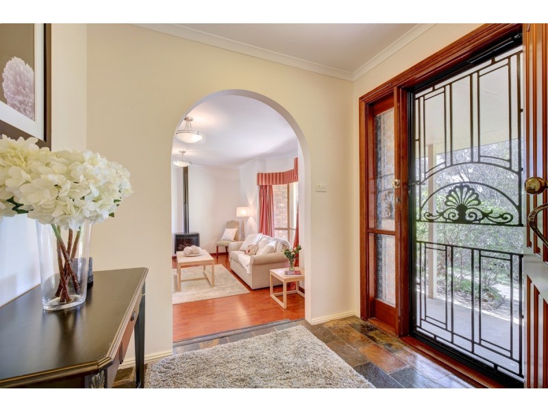 16 Sandercock Road, Crafers SA 5152