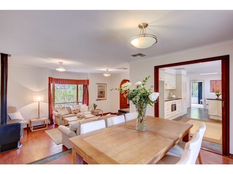 16 Sandercock Road, Crafers SA 5152